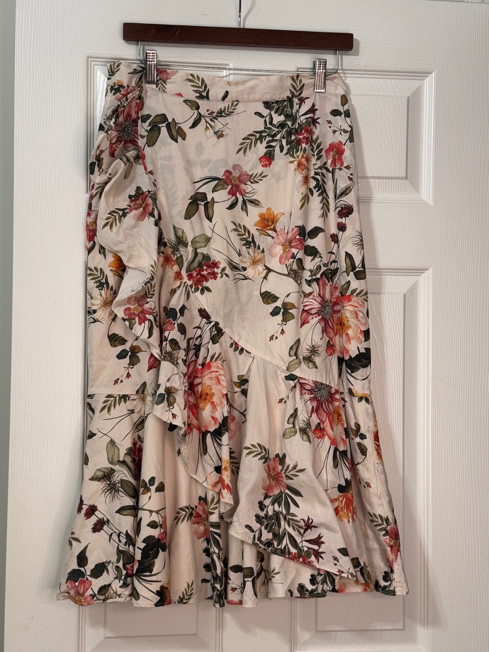 Antonio Melani Genny floral ruffle skirt